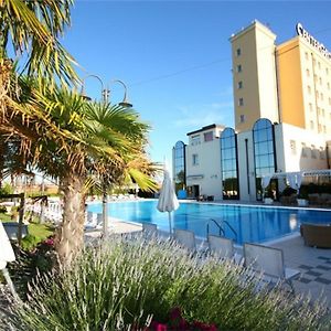 Zanhotel Centergross